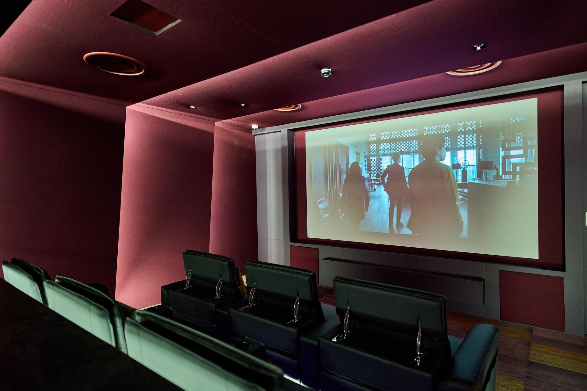 Apartment for sale with 3 bedrooms, Waterhouse Gardens, Dutton Street